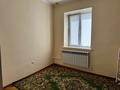 2-бөлмелі пәтер · 60 м² · 3/5 қабат, мкр СМП 163, Муса Баймуханова 5б — Рядом находится самый большой рынок Дина, садик, вокзал, школа., бағасы: 150 000 ₸ в Атырау — фото 2