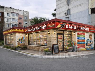 Свободное назначение, офисы, магазины и бутики, склады, общепит, салоны красоты, фитнес и спорт, медцентры и аптеки, образование, развлечения, конференц-залы, кабинеты и рабочие места, студии · 185 м² за 555 000 ₸ в Экибастузе