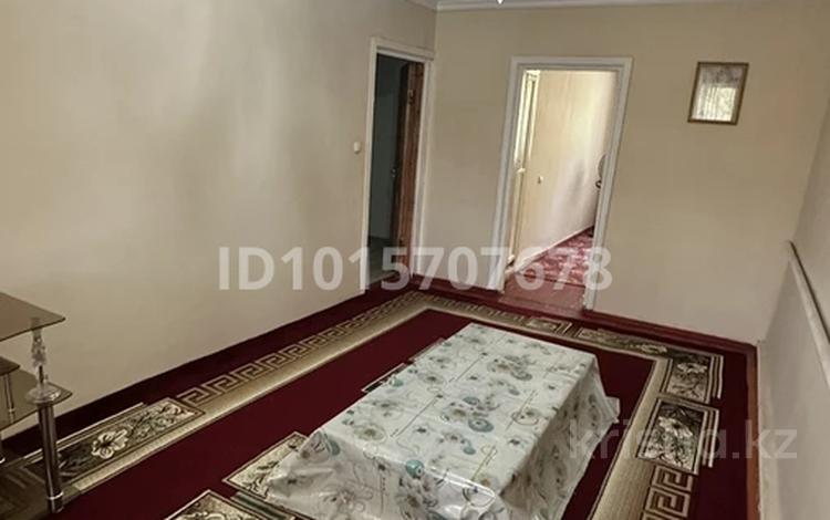 3-комнатная квартира · 80 м² · 2/2 этаж, С.Кожанова 53 — Районная больница, магазин Ажар за 150 000 ₸ в Туркестане — фото 2