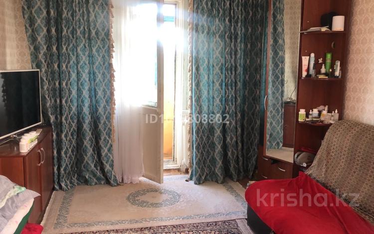 1-комнатная квартира · 30 м² · 4/5 этаж, Майкудук, 12й микрорайон 2 — базар горняк, оптима за 7 млн ₸ в Караганде, Алихана Бокейханова р-н — фото 2