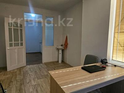 Офисы, салоны красоты, медцентры и аптеки, образование, развлечения · 70 м² за 27 млн ₸ в Актау, 12-й мкр
