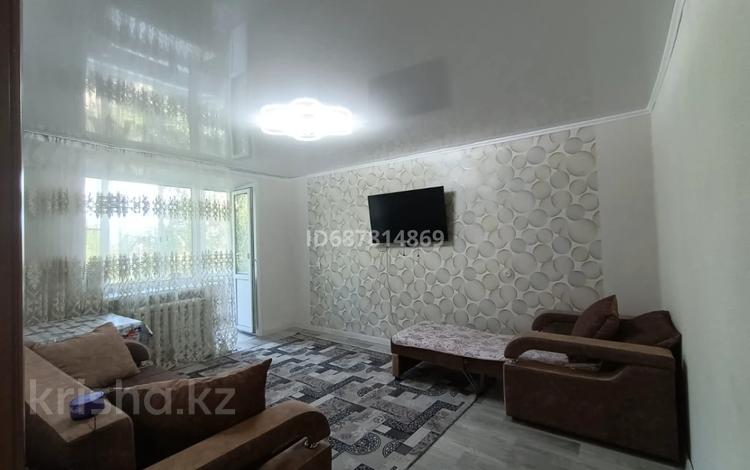 2-комнатная квартира, 52 м², 5/5 этаж, Комарова 10/3 за 9 млн 〒 в Алтае — фото 2