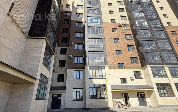 2-бөлмелі пәтер · 65 м² · 5/9 қабат, Ескі аэропорт ш/а., Жуманиязова 120, бағасы: 140 000 ₸ в Уральске, мкр Старый Аэропорт — фото 2