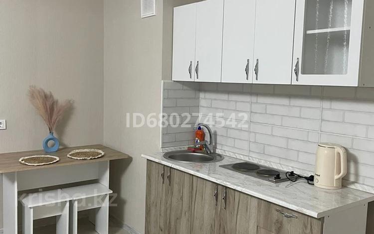 1-комнатная квартира · 40 м² · 2/10 этаж, Казыбек би 7/3 — Центр Матери и ребенка за 13 000 ₸ в Усть-Каменогорске — фото 5
