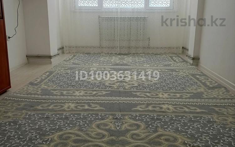 2-бөлмелі пәтер · 63 м² · 4/5 қабат, мкр Акбулым, 15 мкр 21, бағасы: 120 000 ₸ в Таразе — фото 2