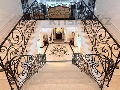 Отдельный дом · 6 комнат · 550 м² · 10 сот., мкр Уркер, Есет батыр 30 за 240 млн ₸ в Астане, Нура р-н