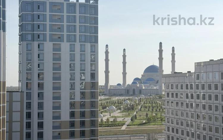 1-комнатная квартира · 38 м² · 8/14 этаж, Мангилик Ел 63/1 за 27 млн ₸ в Астане, Есильский р-н — фото 2
