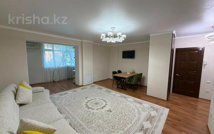 2-бөлмелі пәтер · 60 м² · 2/5 қабат, Байтурсынова 70, бағасы: 220 000 ₸ в Шымкенте, Аль-Фарабийский р-н — фото 2