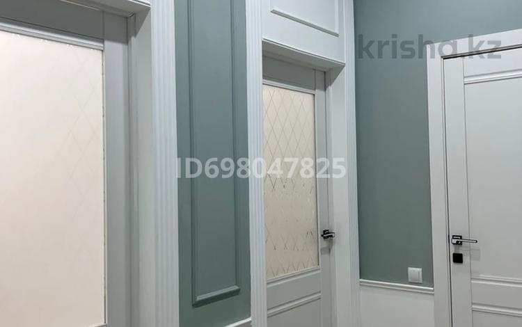 1-комнатная квартира · 50 м² · 2/10 этаж, мкр. Алтын орда 9 Б за 220 000 ₸ в Актобе — фото 2