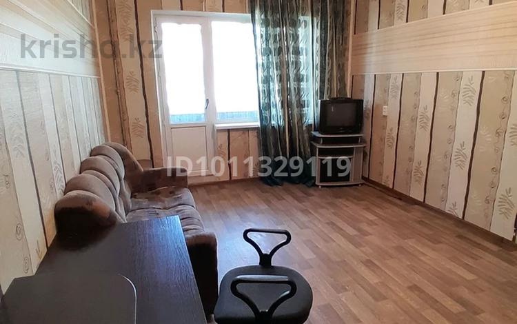 3-бөлмелі пәтер · 65 м² · 4/5 қабат, мкр Алатау 52, бағасы: 17.7 млн ₸ в Таразе — фото 2