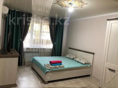 1-бөлмелі пәтер, 47 м², 3/5 қабат тәулігіне, 4 мкр 21, бағасы: 9 000 〒 в Талдыкоргане