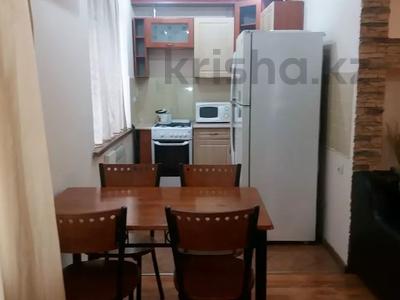 2-комнатная квартира · 60 м² · 2/4 этаж, Абылай хана 46 — Макатаева за 13 000 〒 в Алматы