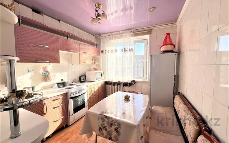 3-комнатная квартира · 63 м² · 8/9 этаж, мкр Юго-Восток, Шахтеров 7 за 26.5 млн ₸ в Караганде, Казыбек би р-н — фото 12