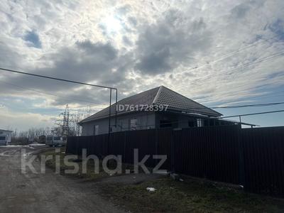 Продажа домов и дачи в Алматинской обл.: Отдельный дом · 3 комнаты · 86 м² · 3.6 сот., 100 за 52 млн 〒 Отдельный дом · 3 комнаты · 86 м² · 3.6 сот., 100 за 52 млн 〒 в Жана куате