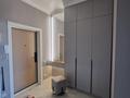 2-комнатная квартира · 40 м² · 14/17 этаж, Кайым Мухамедханов 23а за 300 000 ₸ в Астане, Нура р-н — фото 5