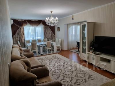 3-комнатная квартира, 115 м², 9/17 этаж, мкр Мамыр-1 29 за 77 млн 〒 в Алматы, Ауэзовский р-н