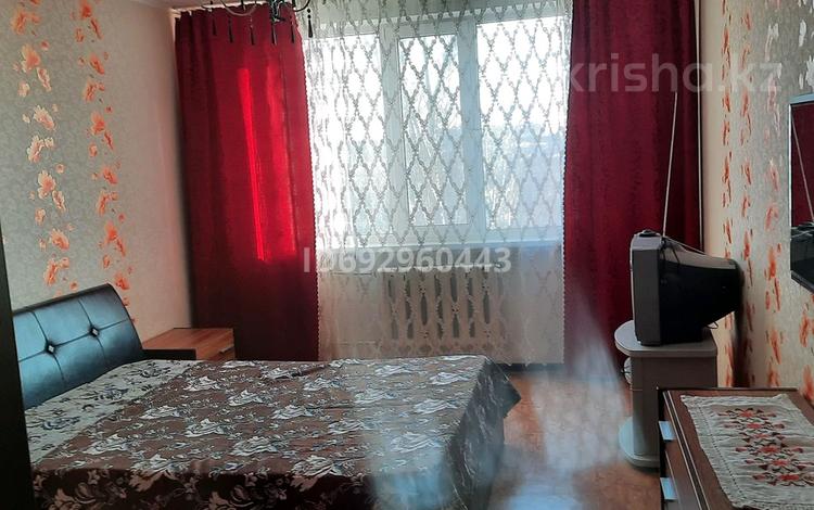 2-бөлмелі пәтер · 60 м² · 7/9 қабат, 4 мкр 9, бағасы: 20 млн ₸ в Аксае — фото 2
