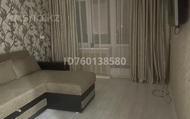 1-бөлмелі пәтер · 31.6 м² · 4/5 қабат, Азаттык 72б — Стройконтора , дом «Военторг», бағасы: 13.5 млн ₸ в Атырау — фото 2