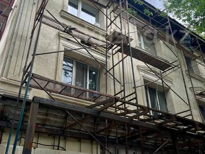 3-комнатная квартира · 75 м² · 2/3 этаж, Желтоксан за 81 млн ₸ в Алматы, Алмалинский р-н