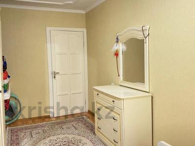 2-бөлмелі пәтер · 54 м² · 2/5 қабат, Брусиловского 247, бағасы: 39 млн ₸ в Алматы, Бостандыкский р-н