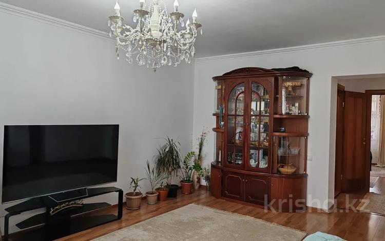 3-комнатная квартира · 91 м² · 4/5 этаж, мкр. Алтын орда, Санкибай батыра 28б — Молдагулова за 35.7 млн ₸ в Актобе — фото 15