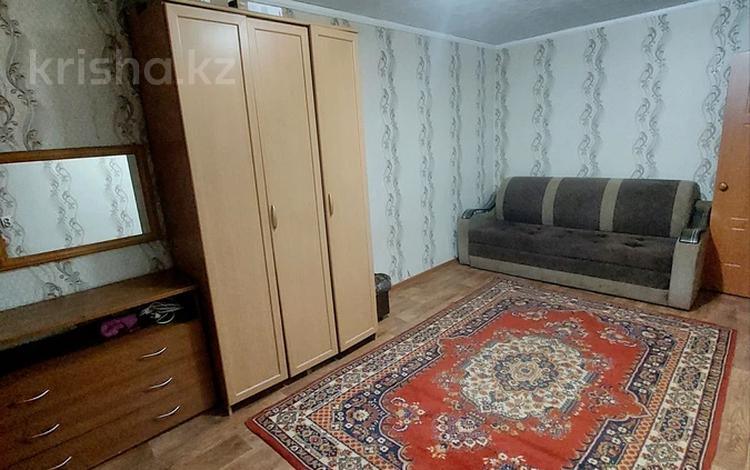 1-комнатная квартира · 31 м² · 1/5 этаж, Жунисова — Остановка Юбиляр за 100 000 〒 в Уральске, мкр Школьник — фото 13