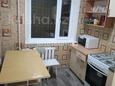4-комнатная квартира · 64 м² · 4/5 этаж, 2 мкрн 6 за 120 000 ₸ в Абай