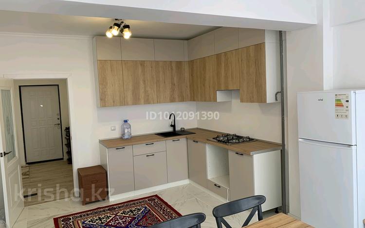 2-бөлмелі пәтер · 84 м² · 2/5 қабат, Абылай хан 2/5 11, бағасы: 280 000 ₸ в Каскелене — фото 2