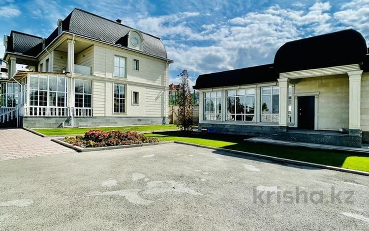 Отдельный дом · 10 комнат · 1000 м² · 20 сот., мкр Ерменсай — Жангир Хана за 850 млн ₸ в Алматы, Бостандыкский р-н — фото 73