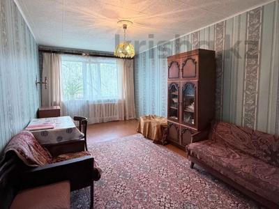 2-бөлмелі пәтер · 48 м² · 5/5 қабат, 28-шағынаудан, Сатыбалдина 8, бағасы: 13.3 млн ₸ в Караганде, Казыбек би р-н