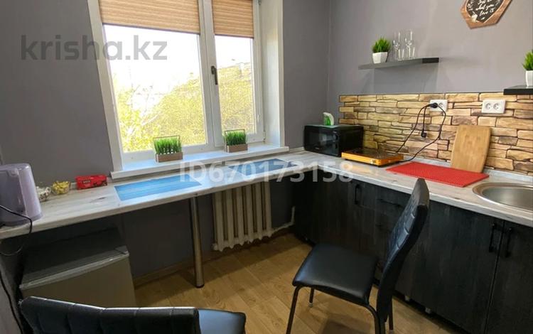 1-комнатная квартира · 35 м² · 5/5 этаж, 343-й квартал мкр 15 — Силина за 12 000 ₸ в Семее — фото 23