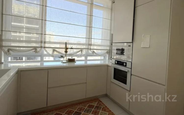3-бөлмелі пәтер · 85 м² · 6/7 қабат, 496 4, бағасы: 75.5 млн ₸ в Астане, Есильский р-н — фото 2