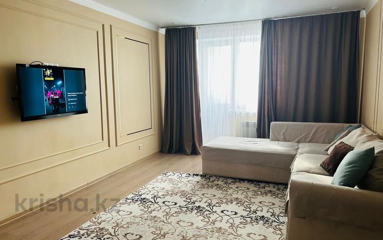 4-комнатная квартира · 100.9 м² · 7/7 этаж, Бокейхана 21 за 50 млн 〒 в Астане, Есильский р-н — фото 2