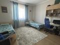 Отдельный дом · 5 комнат · 200 м² · 8 сот., Абая за 75 млн ₸ в Шалкар — фото 32