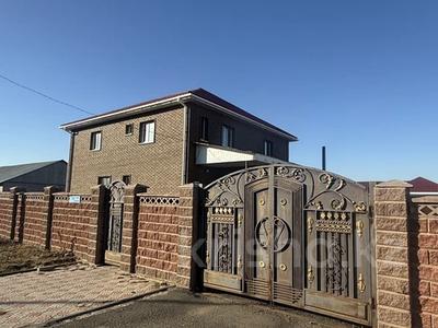 Отдельный дом · 5 комнат · 200 м² · 10 сот., Богенбай батыра 48 за 40 млн 〒 в Талапкер 