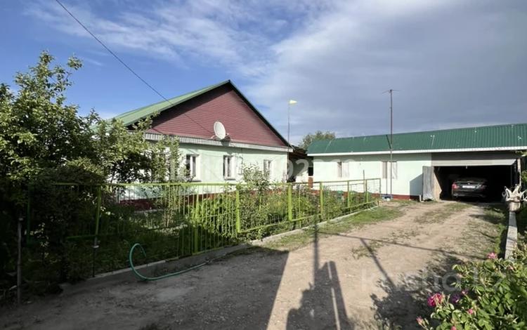Жеке үй · 6 бөлме · 130 м² · 36 сот., ул. Турасбекова 46 — Село Узынагаш Бирлик ауылы, бағасы: 45 млн ₸ — фото 3