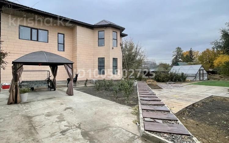 Жеке үй · 10 бөлме · 300 м² · 11 жүзд., Геолог3 44, бағасы: 34 млн ₸ в Актобе, жилой массив Заречный-1 — фото 21