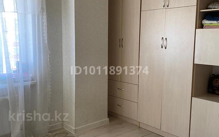 1-комнатная квартира · 30 м² · 10/10 этаж, мкр Юго-Восток, Республики 1/4 за 13 млн ₸ в Караганде, Казыбек би р-н — фото 2