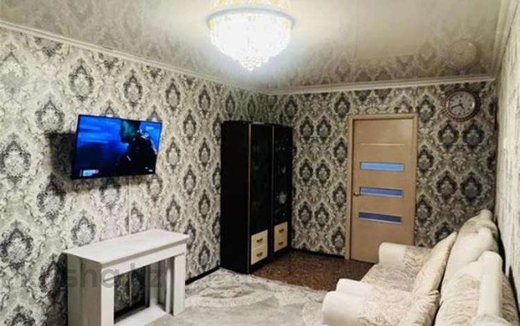 2-бөлмелі пәтер · 45 м² · 2/5 қабат, 16-шағынаудан, бағасы: 11.5 млн ₸ в Караганде, Алихана Бокейханова р-н — фото 9