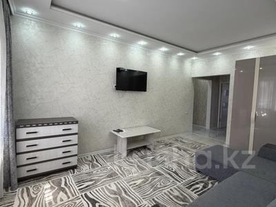 2-бөлмелі пәтер · 57 м² · 3/5 қабат, Кылышбай акына 51, бағасы: 19 000 ₸ в Таразе