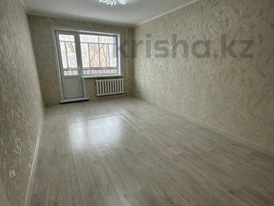 2-бөлмелі пәтер · 51 м² · 3/5 қабат, Ауэзова 87, бағасы: 15 млн ₸ в Аксу