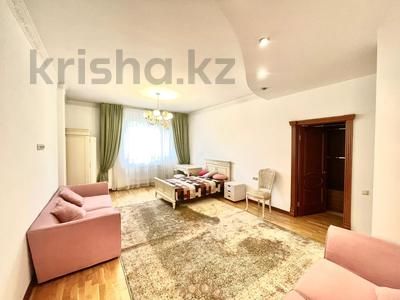 4-комнатная квартира · 151 м² · 3/6 этаж, Жамакаева 258/5-12 за 150 млн ₸ в Алматы, Медеуский р-н