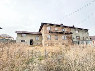 Часть дома · 6 комнат · 500 м² · 5 сот., Базарбаева 7 за 50 млн 〒 в Талдыкоргане