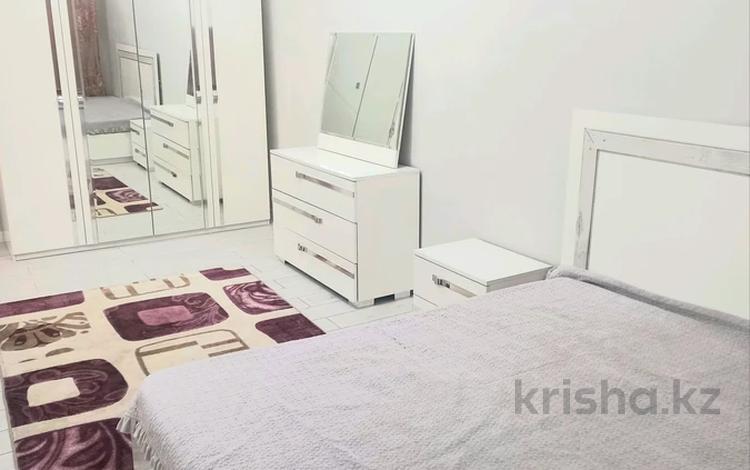 2-бөлмелі пәтер · 65 м² · 6/9 қабат, Байдибек би 2/1, бағасы: 200 000 〒 в Шымкенте — фото 4