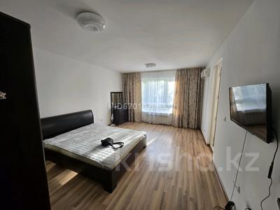1-комнатная квартира · 45 м² · 3/9 этаж, мкр Аккент — Возле школы и северного выезда. за 220 000 ₸ в Алматы, Алатауский р-н