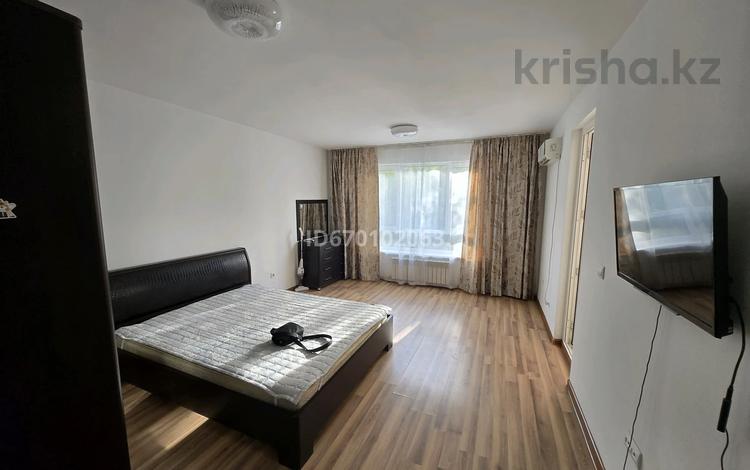 1-комнатная квартира · 45 м² · 3/9 этаж, мкр Аккент — Возле школы и северного выезда. за 220 000 ₸ в Алматы, Алатауский р-н — фото 13