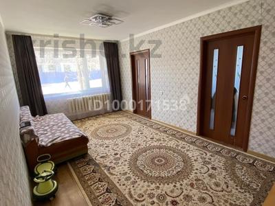 4-бөлмелі пәтер · 62 м² · 1/5 қабат, Желтоқсан 2/1 — Сергей Тюленина и Абулхаир Хана, бағасы: 21 млн ₸ в Уральске