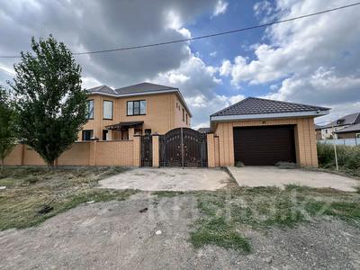 Отдельный дом · 5 комнат · 265 м² · 10 сот., Асан ,Жангирхана 50 за 500 000 ₸ в Уральске