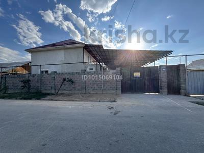 Отдельный дом · 10 комнат · 200 м² · 8 сот., Райымбека 94 за ~ 90 млн ₸ в Абай