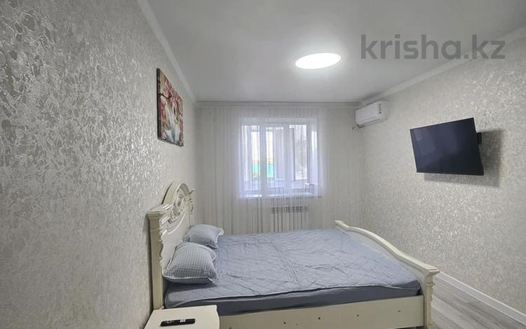 1-комнатная квартира · 40 м² · 3/5 этаж, Циалковского 1 к 2 за 13 000 ₸ в Уральске — фото 2